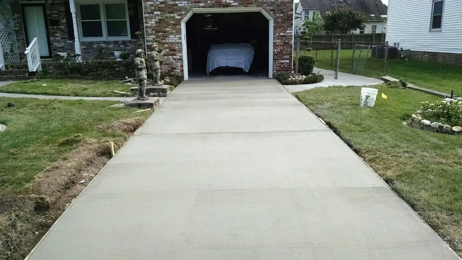 1600w-driveway3